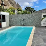 Casa Mabu By Your Madeira Prázdninový dům Paul do Mar (Madeira)
