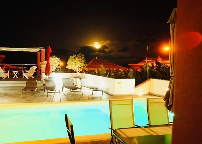 Casa Mabu By Your Madeira Tatil Evi